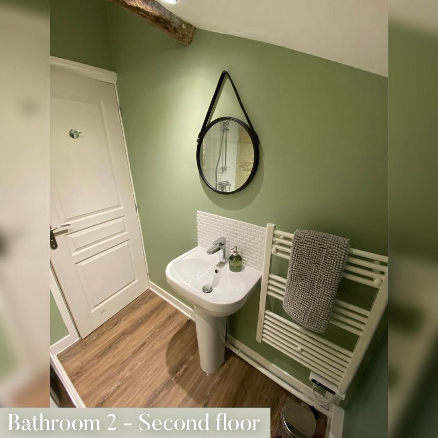 Maison Dix Tusson Bagian luar foto
